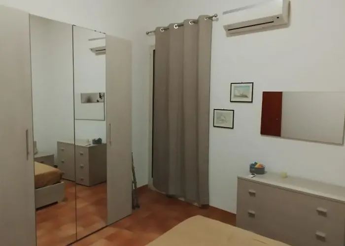 Blue Sea Apartment *